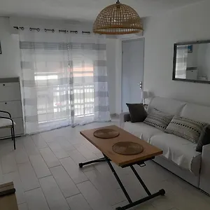 Apartamento F1 A 5 Minutes Des Plages Et De La Gare, Vallauris